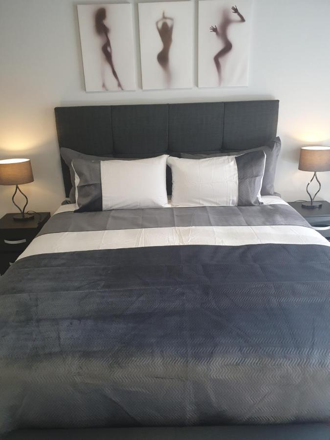 River View Apartment Suite Корк Экстерьер фото